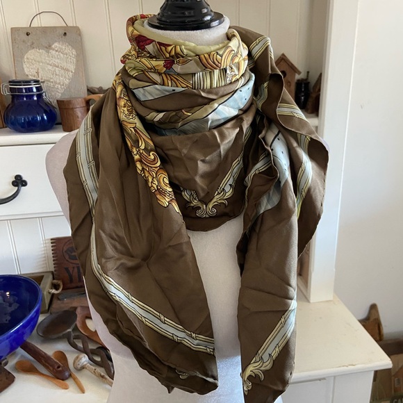 Hermes - Picture 7 of 10